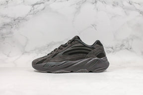 Adidas Yeezy Boost 700 Vanta