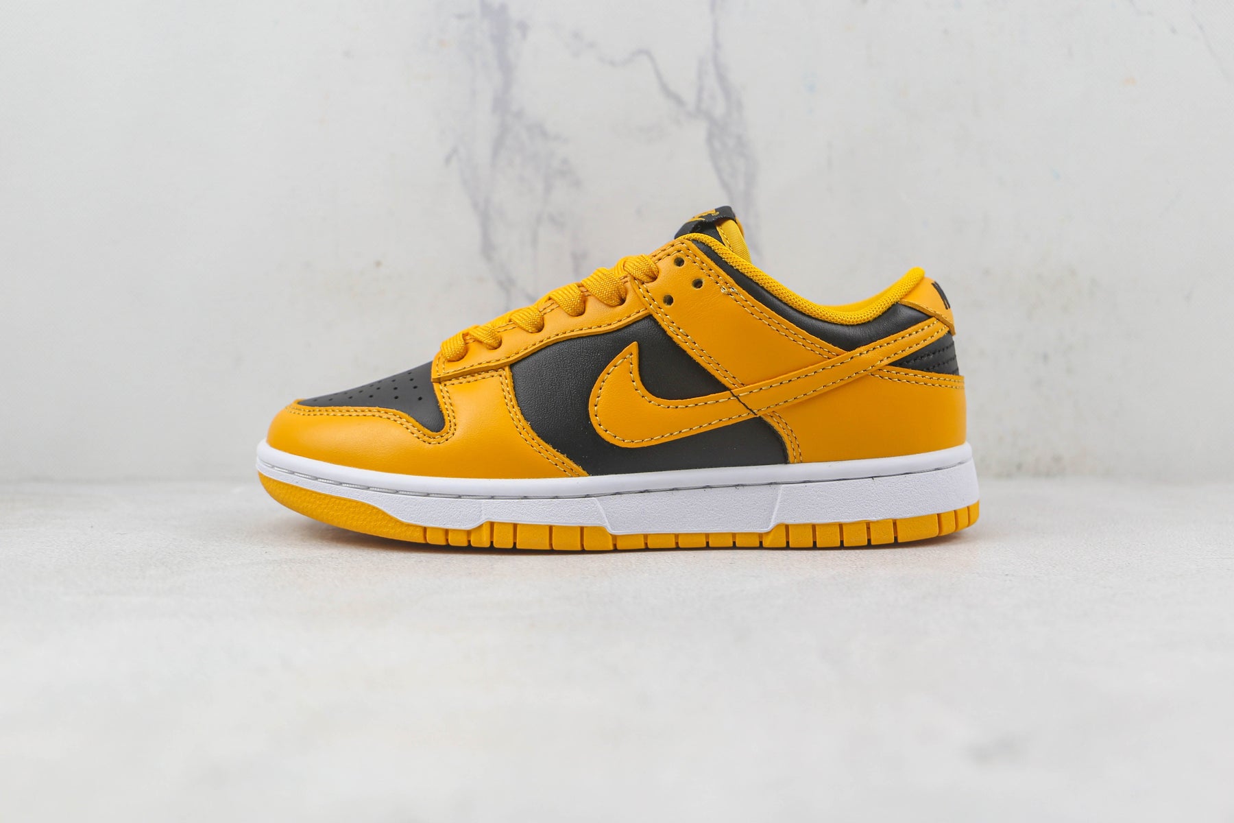 Nike Dunk Low Goldenrod