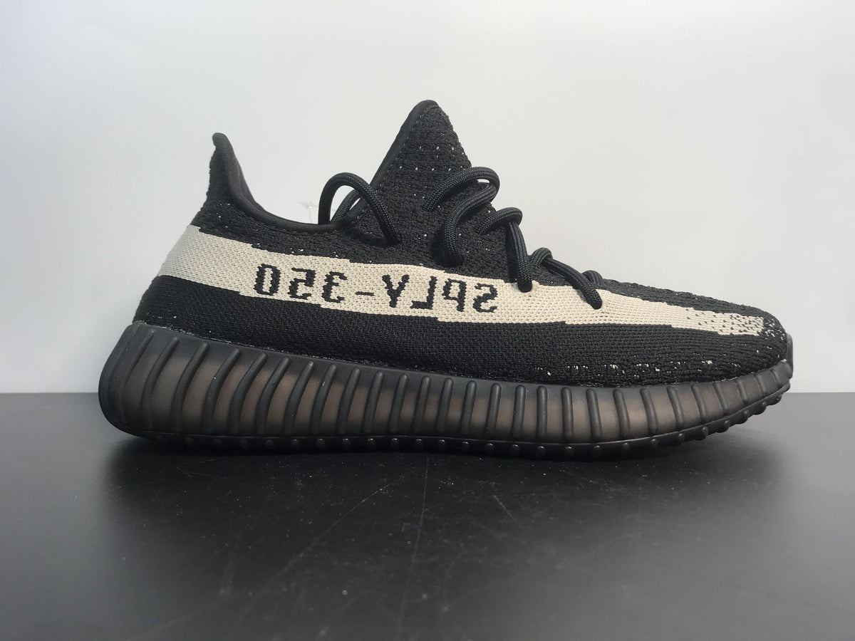 Adidas Yeezy Boost 350 V2 Oreo