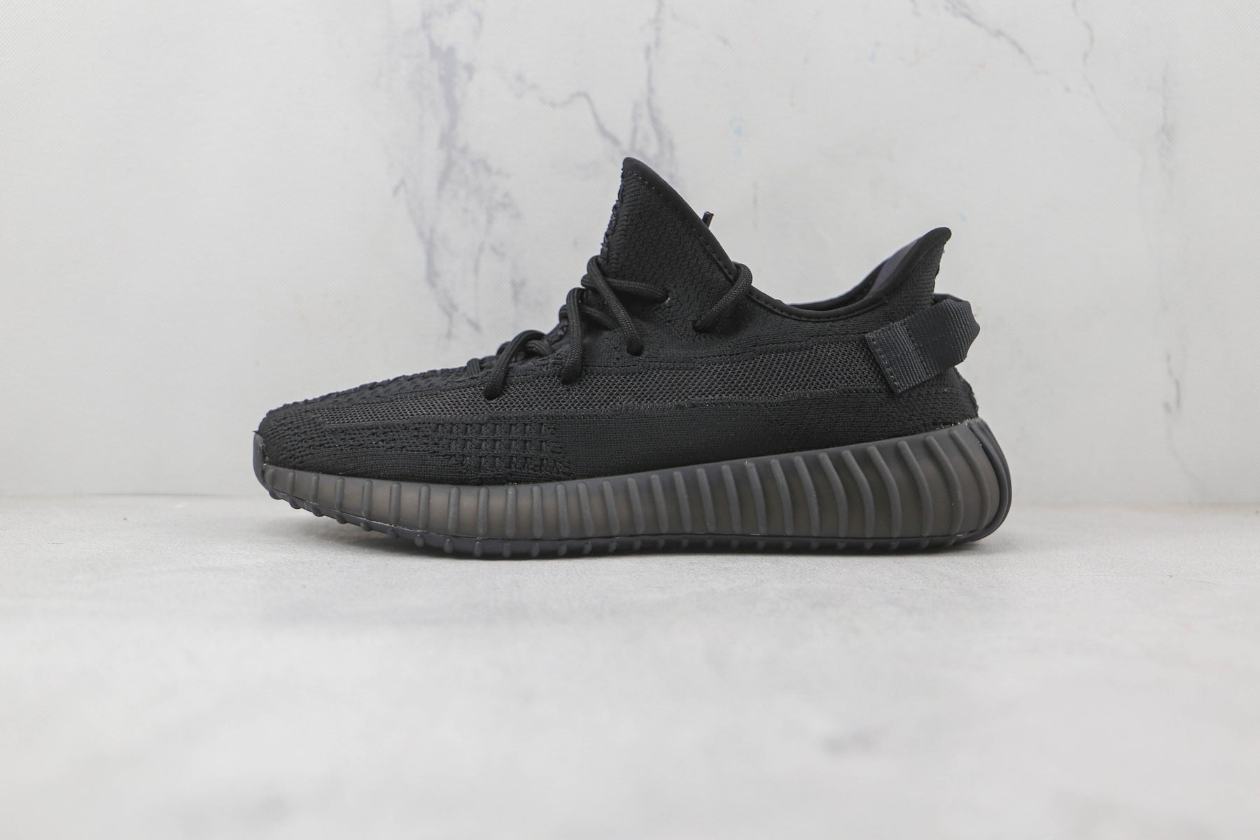 Adidas Yeezy Boost 350 V2 Onyx